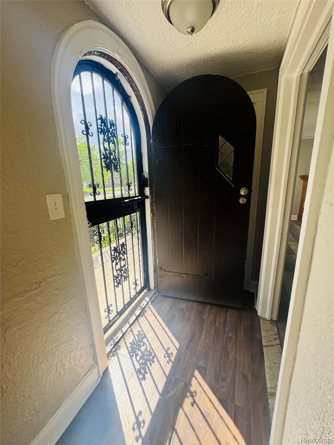 17523 Santa Barbara Drive