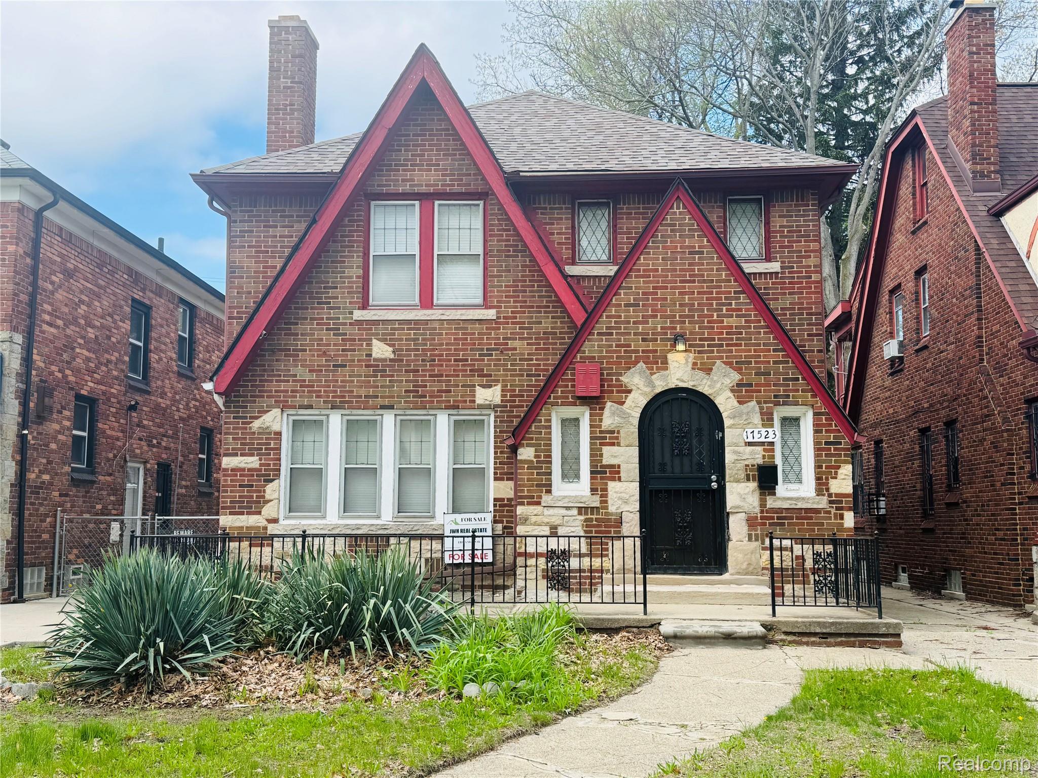 17523 Santa Barbara Drive