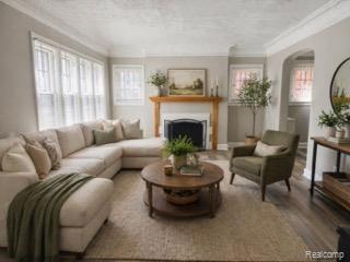 17523 Santa Barbara Drive