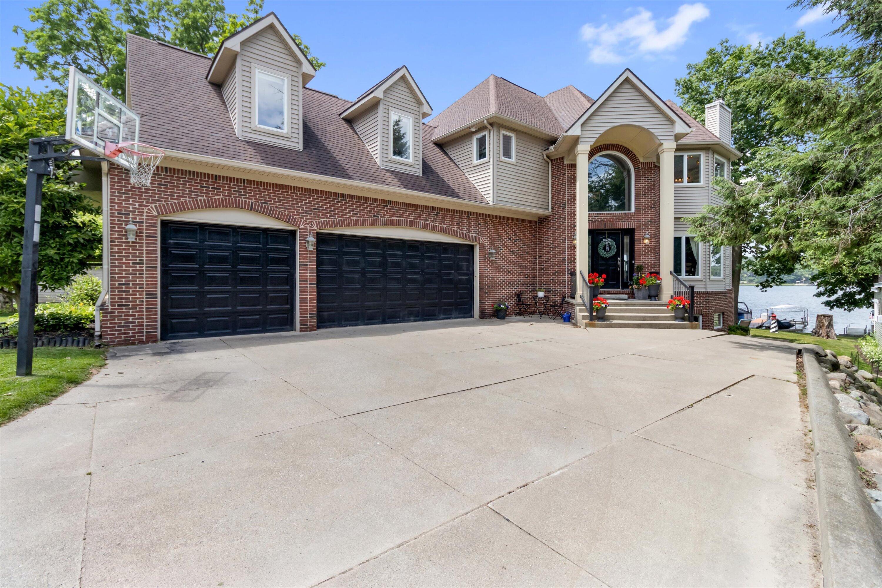 11556 Haylock