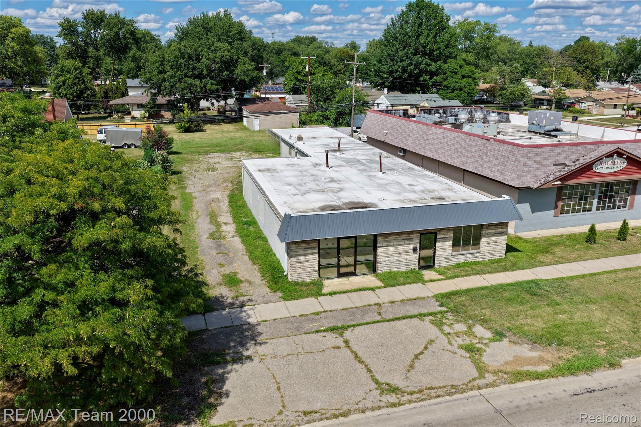 21040 Ecorse Road