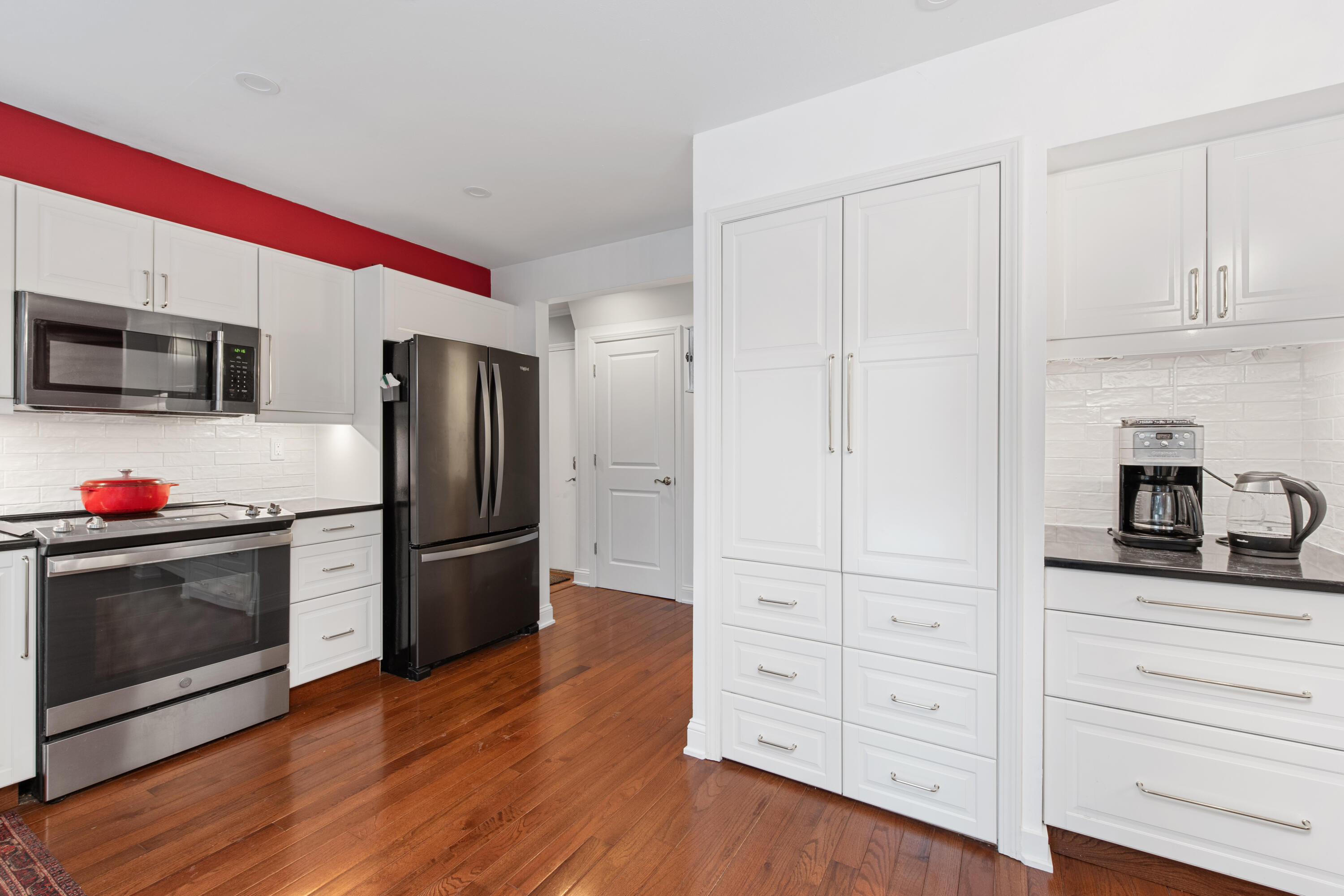 1803 Farmbrook Drive