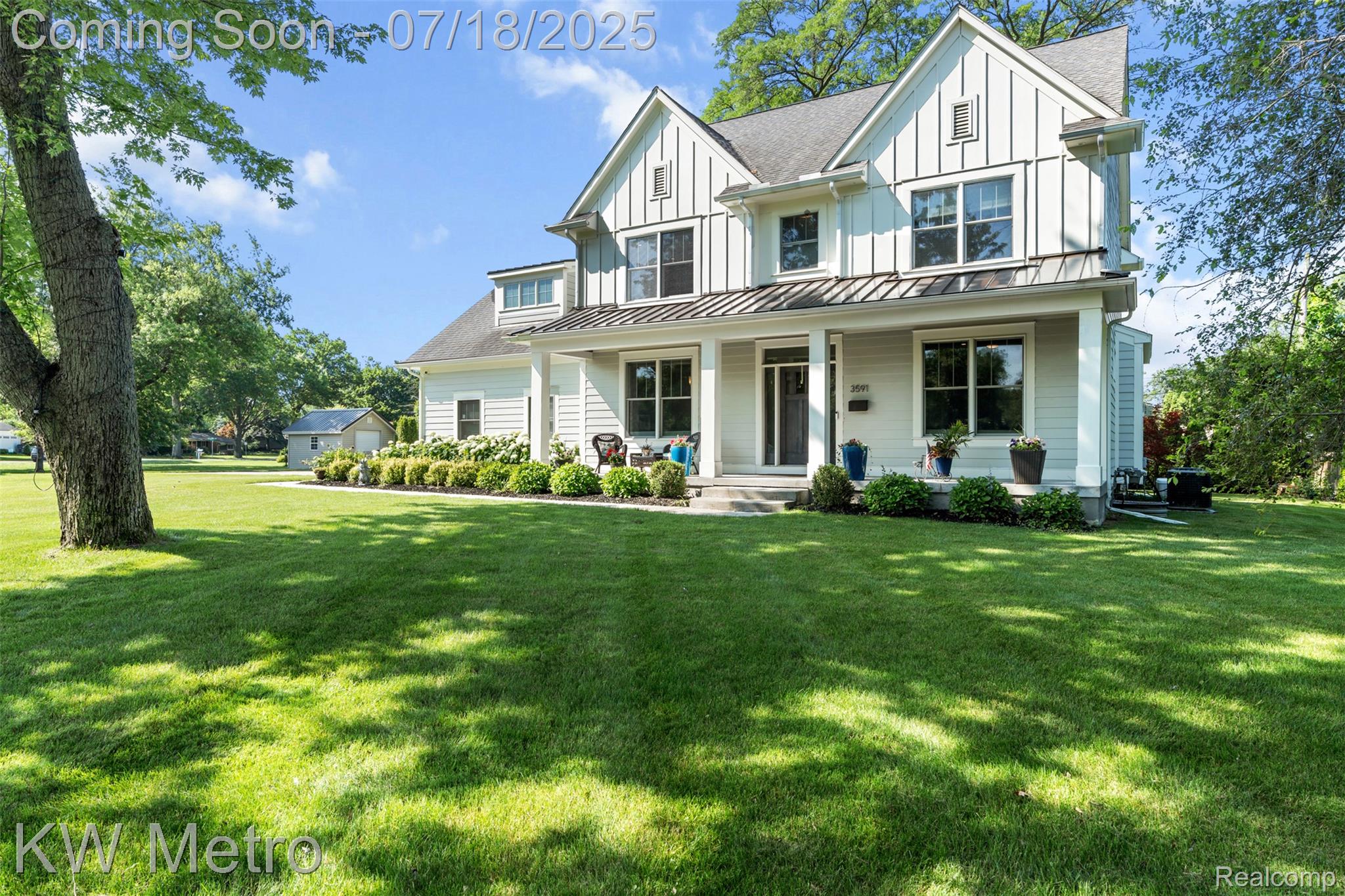 3591 Paddington DR Drive