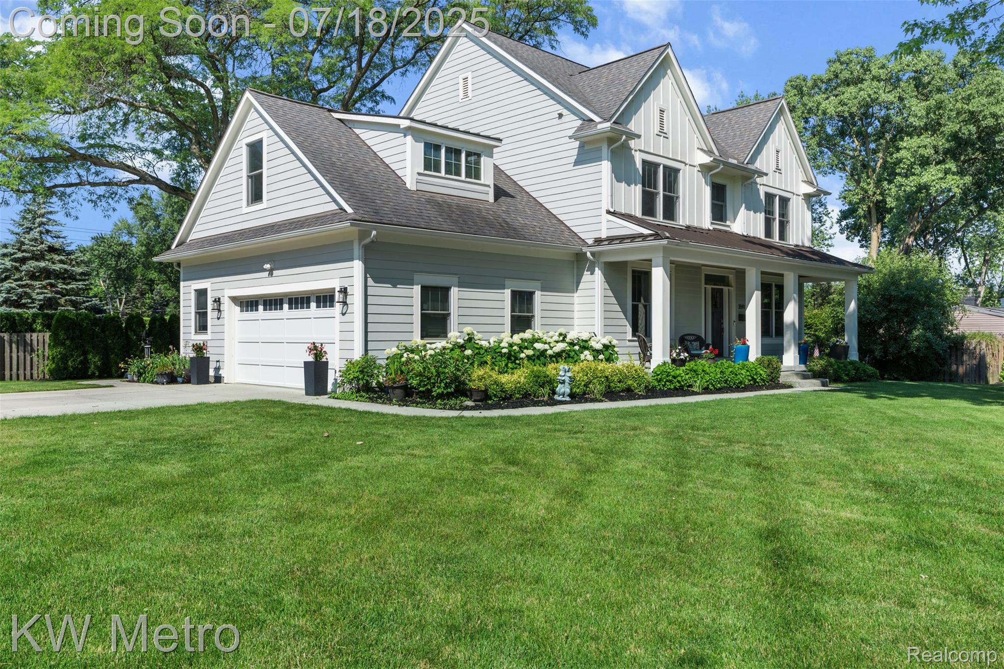 3591 Paddington DR Drive