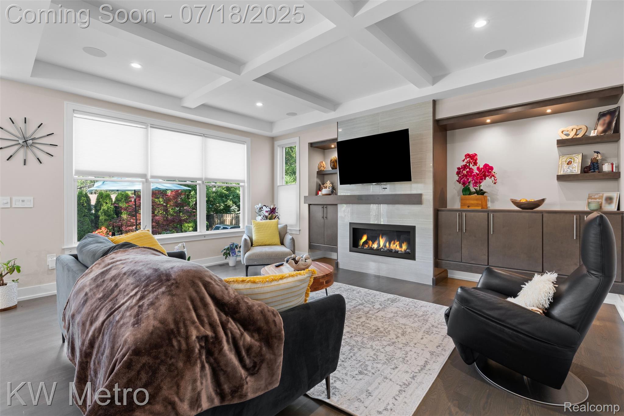 3591 Paddington DR Drive