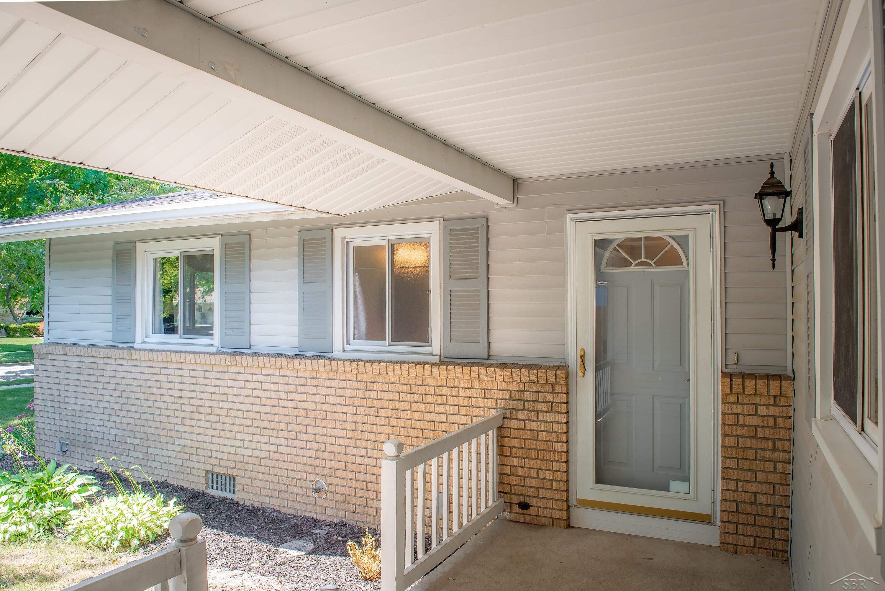1915 Ivy Lane
