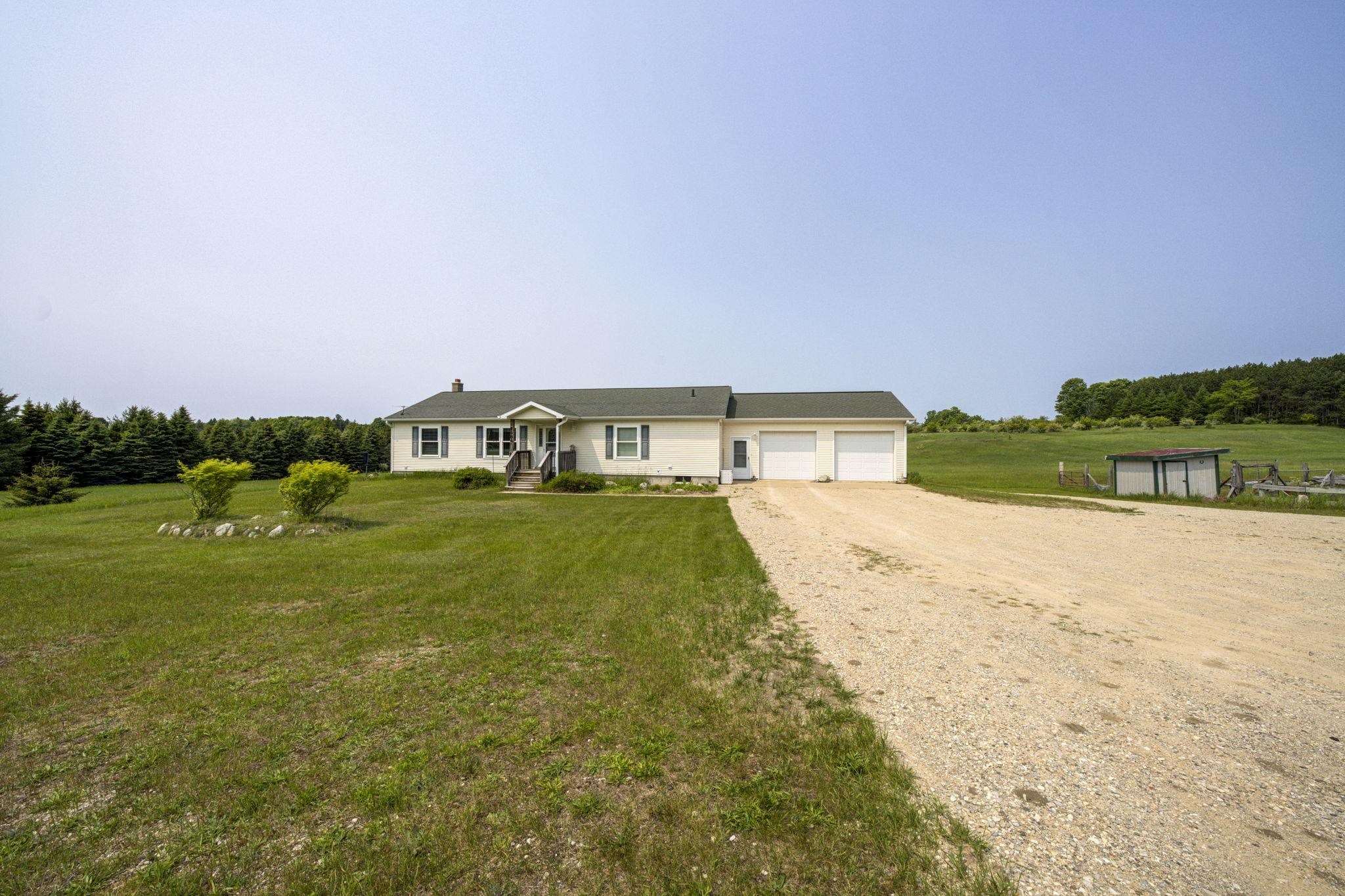 7684 Honey Hollow Road