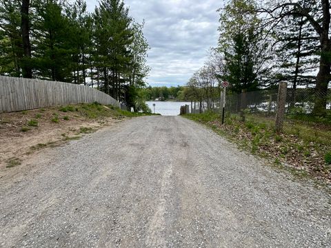 Tiny photo for 7127 Wever Road, Branch Township, MI 49410 (MLS # 67026025906)