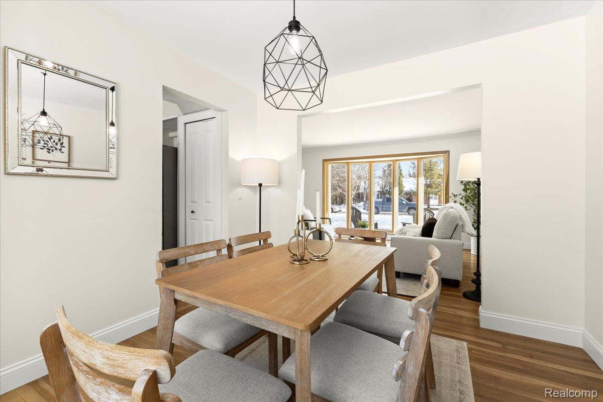 Utica, Michigan 48316, United States, 5 Bedrooms Bedrooms, ,3 BathroomsBathrooms,Residential,Active,254303