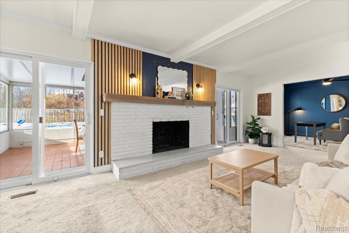 Utica, Michigan 48316, United States, 5 Bedrooms Bedrooms, ,3 BathroomsBathrooms,Residential,Active,254303