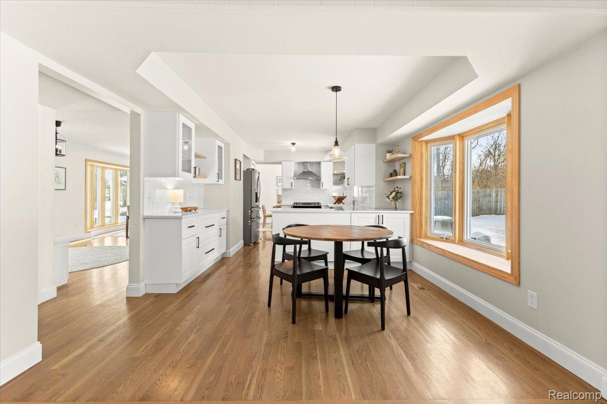 Utica, Michigan 48316, United States, 5 Bedrooms Bedrooms, ,3 BathroomsBathrooms,Residential,Active,254303