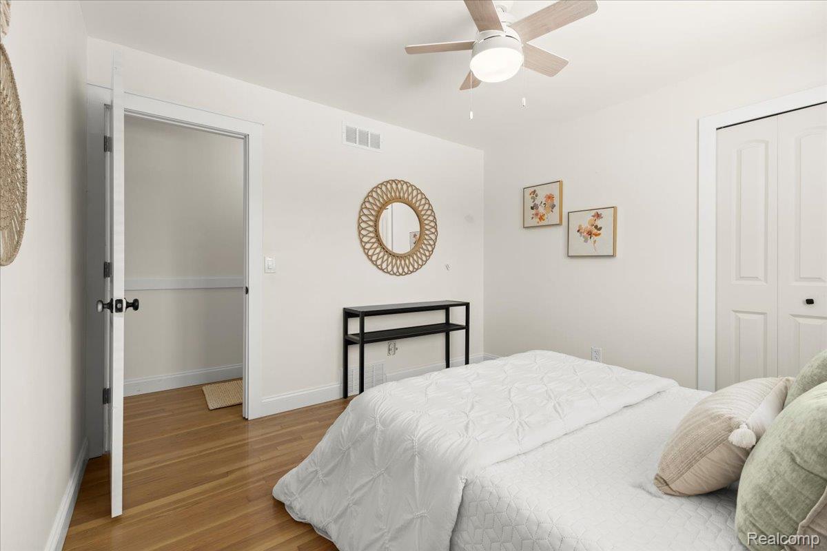 Utica, Michigan 48316, United States, 5 Bedrooms Bedrooms, ,3 BathroomsBathrooms,Residential,Active,254303