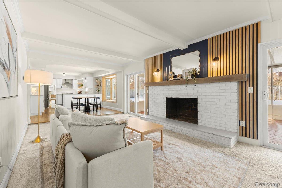 Utica, Michigan 48316, United States, 5 Bedrooms Bedrooms, ,3 BathroomsBathrooms,Residential,Active,254303