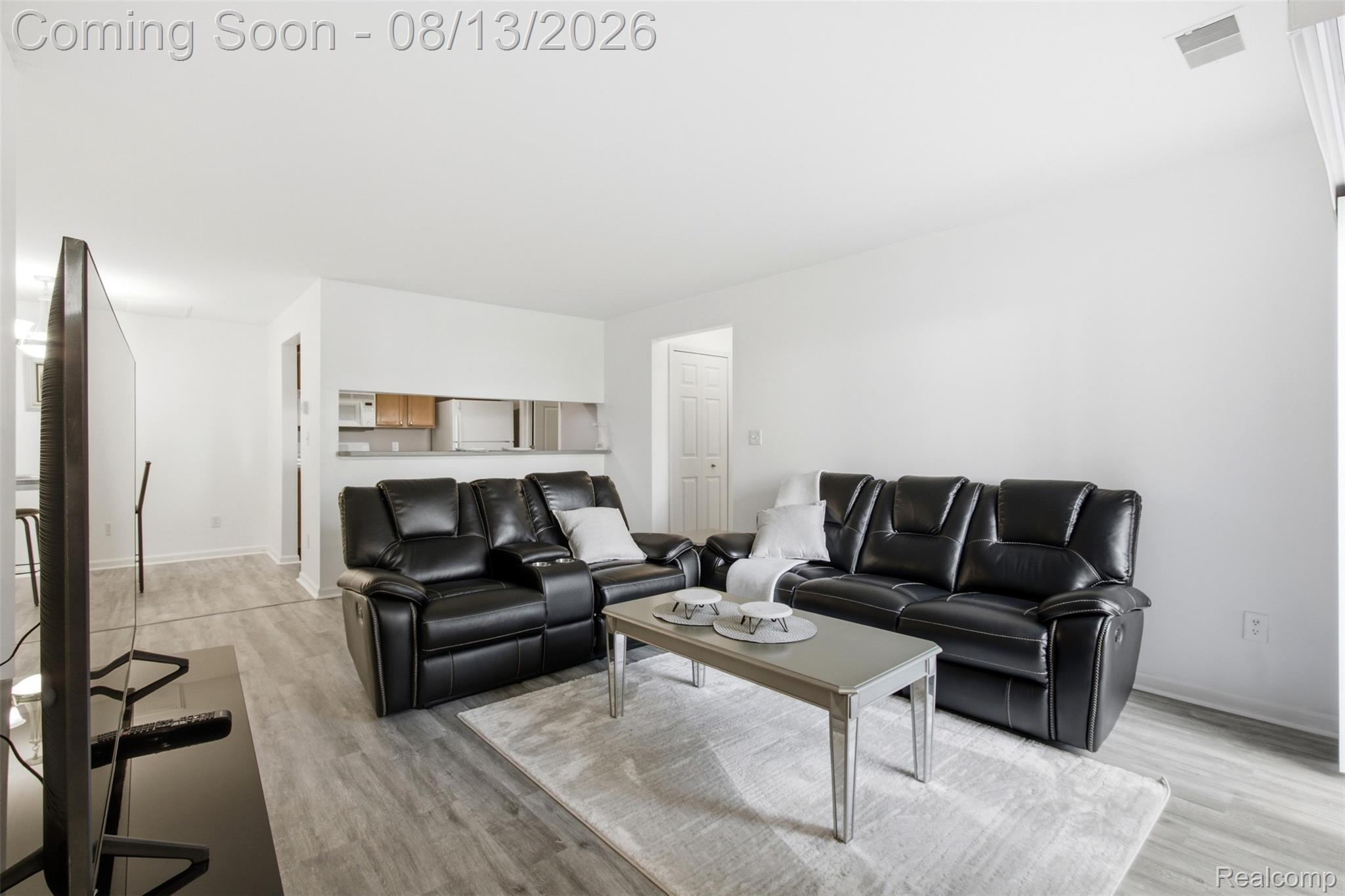 20656 Dunham Road 18