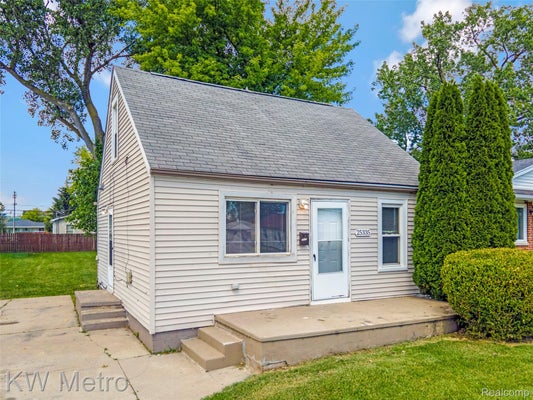25335 PINEHURST ST, ROSEVILLE, MI 48066 - Image 543d1a8ae53af7232b5b4231bfd39c42/2963007344