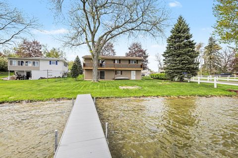 Photo of 186 Bedford Drive, Columbia Township, MI 49230 (MLS # 55026018706)
