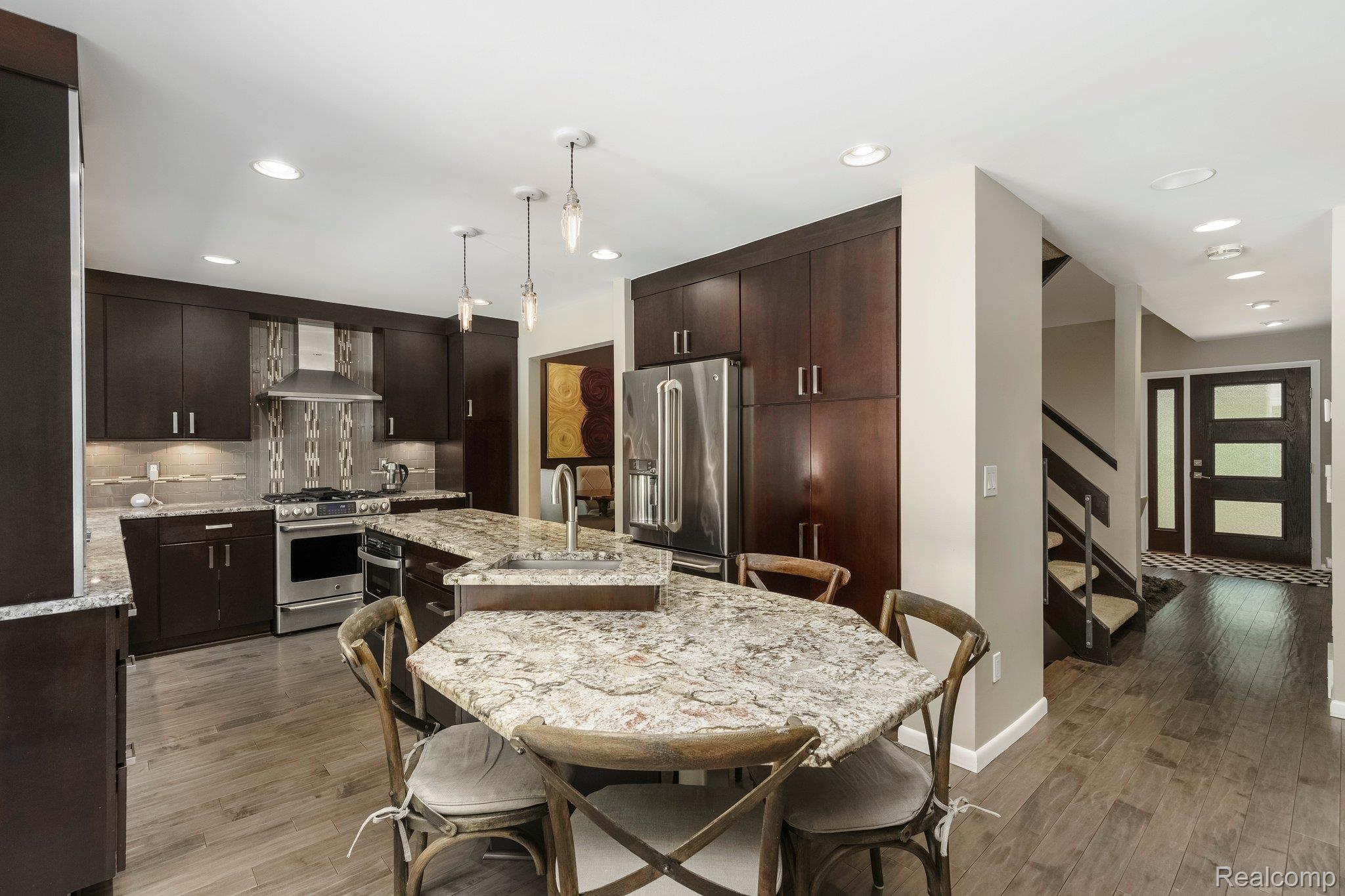 5156 Chestershire Court