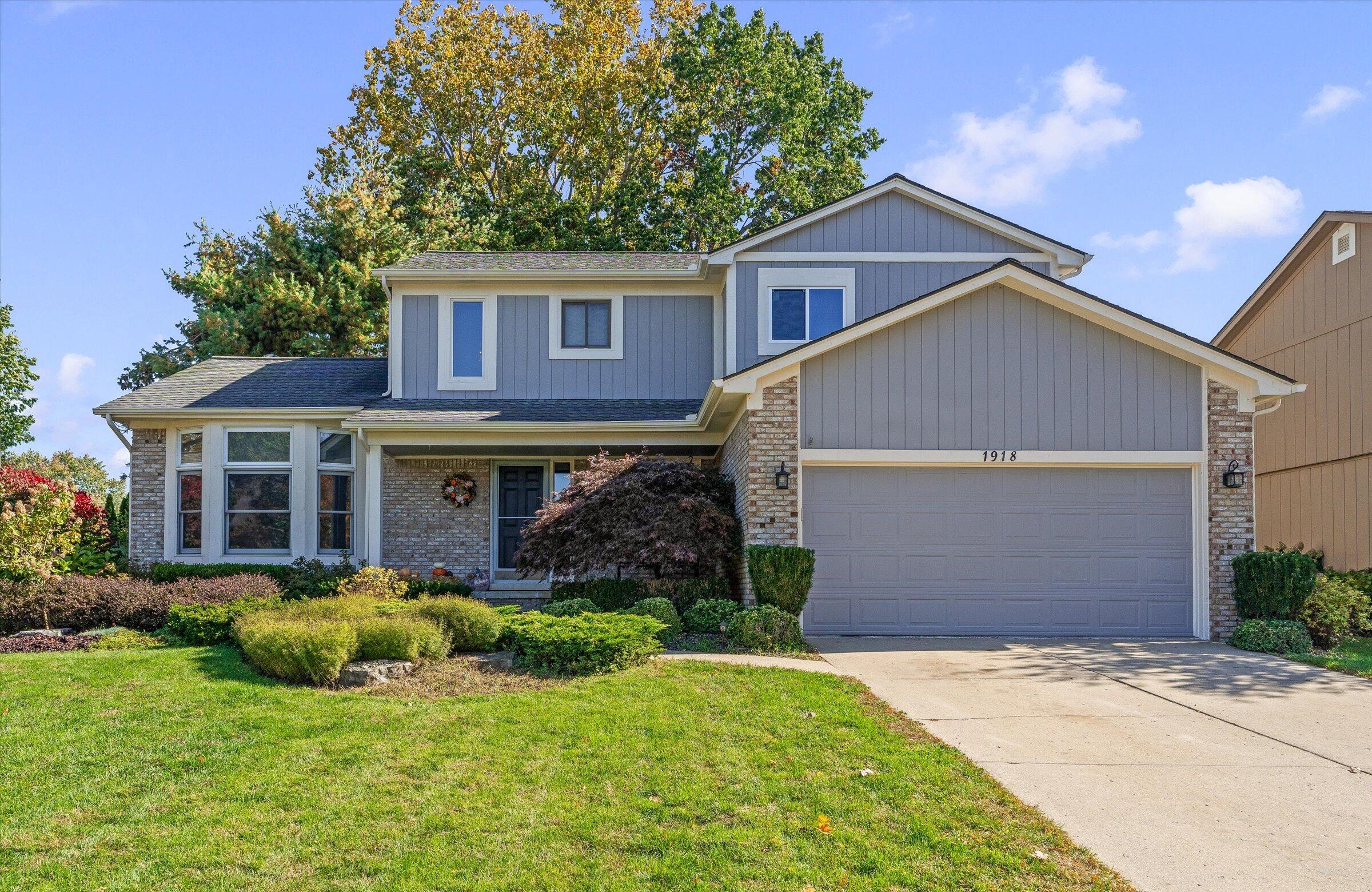 1918 Grasmere Lane
