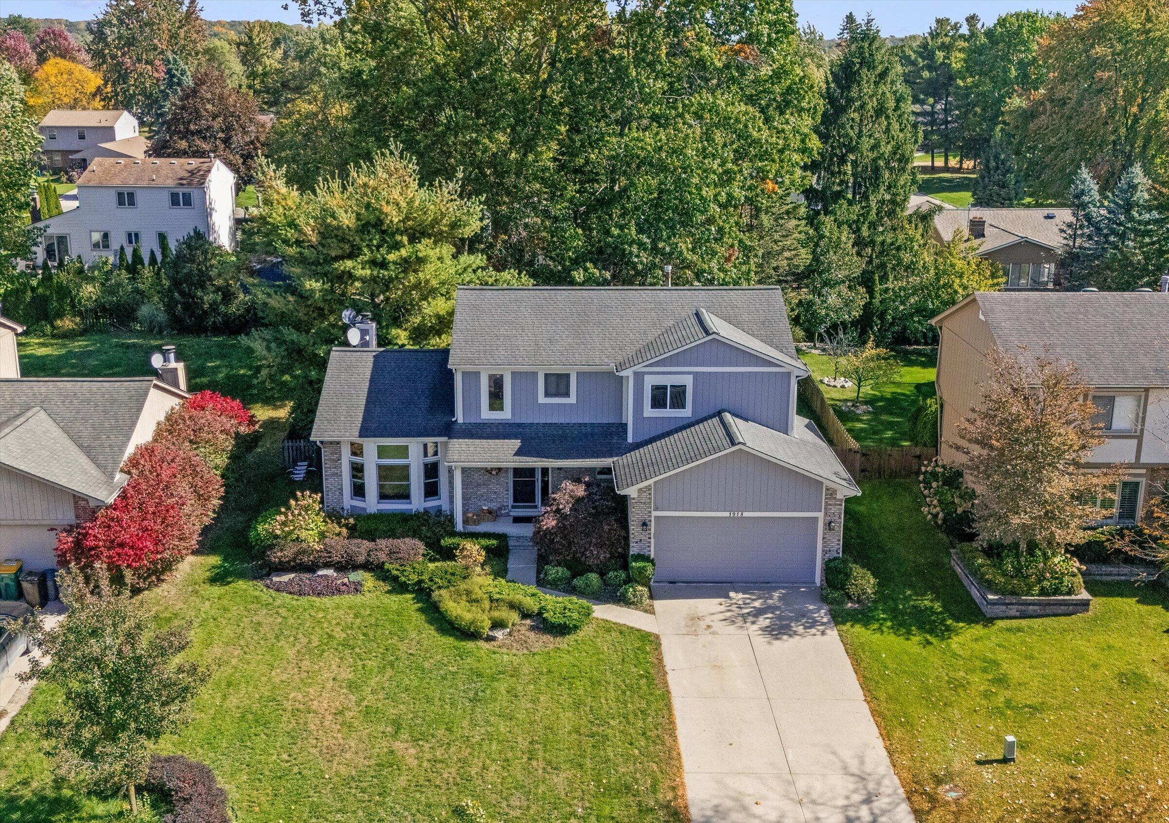 1918 Grasmere Lane