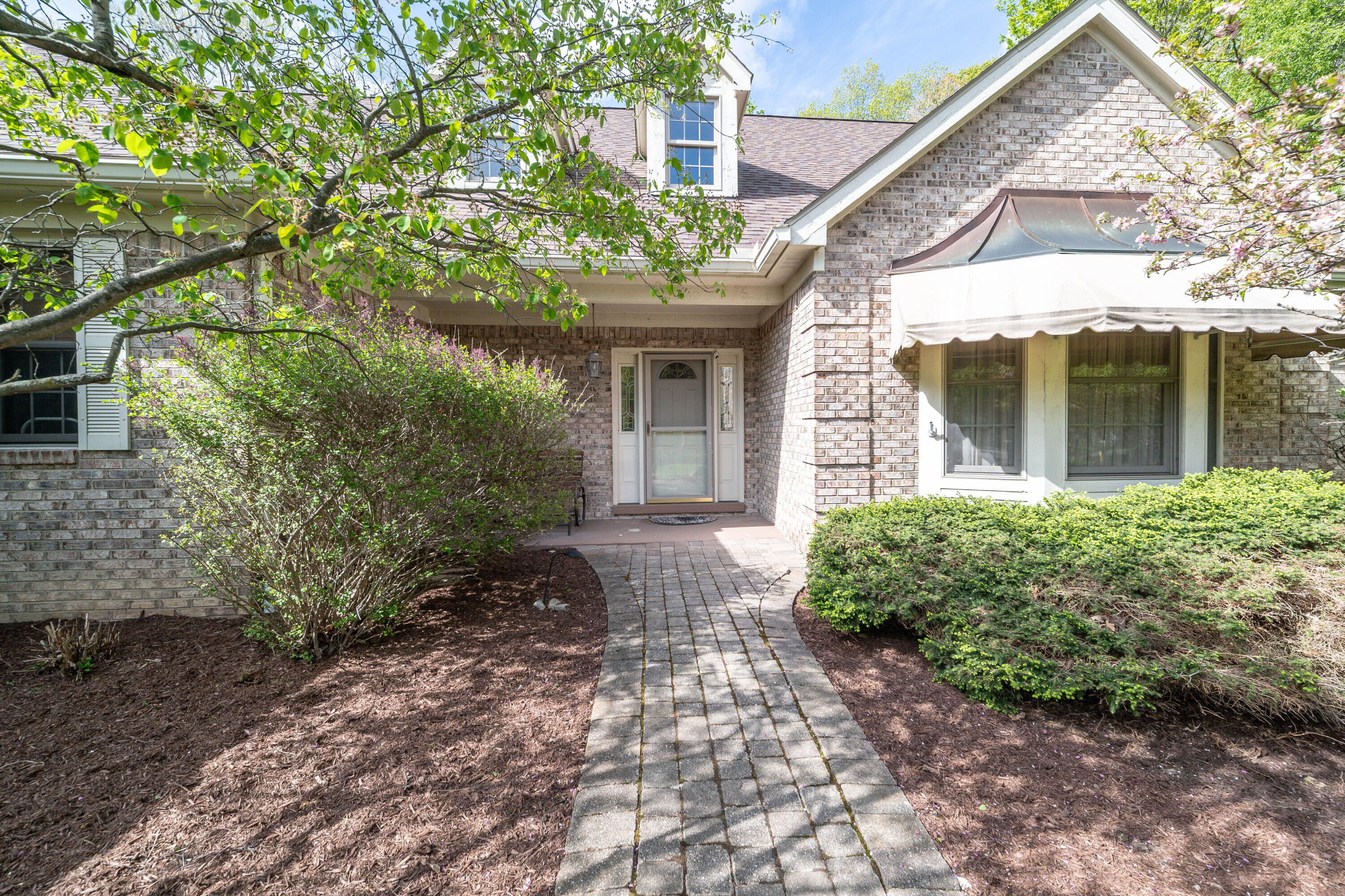 34554 Quaker Valley Road