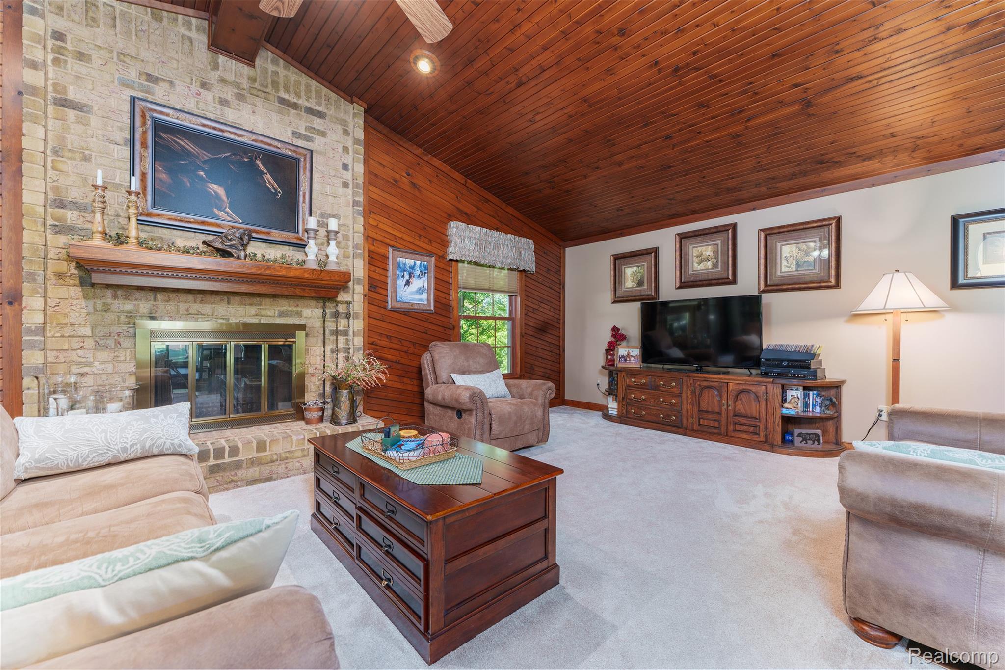 6209 Raddatz Road