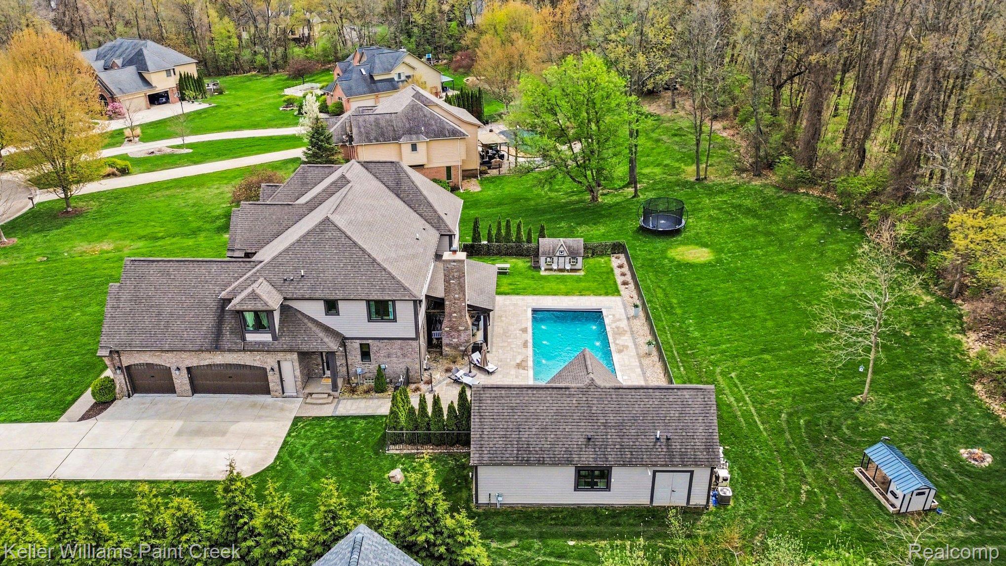 8135 Pine Knob Meadows Drive