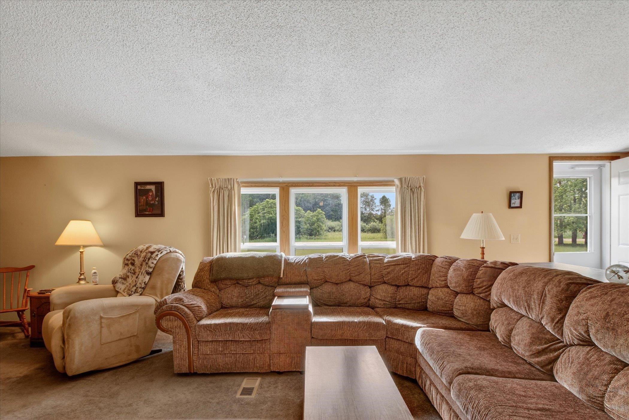 3333 N Ferris Road