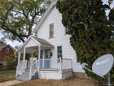 220 W Park Street Lapeer City MI 48446