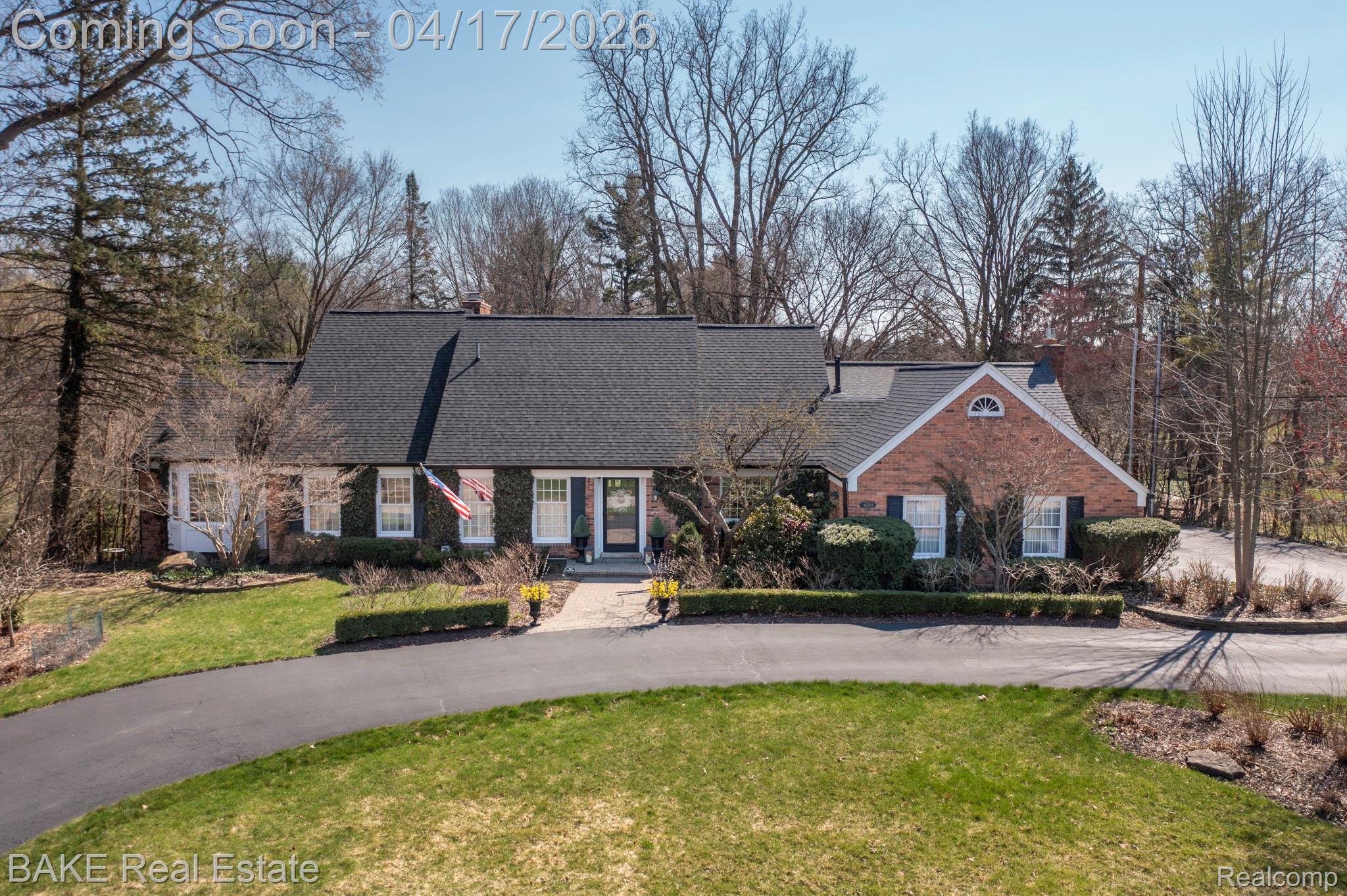 46287 Pickford Street