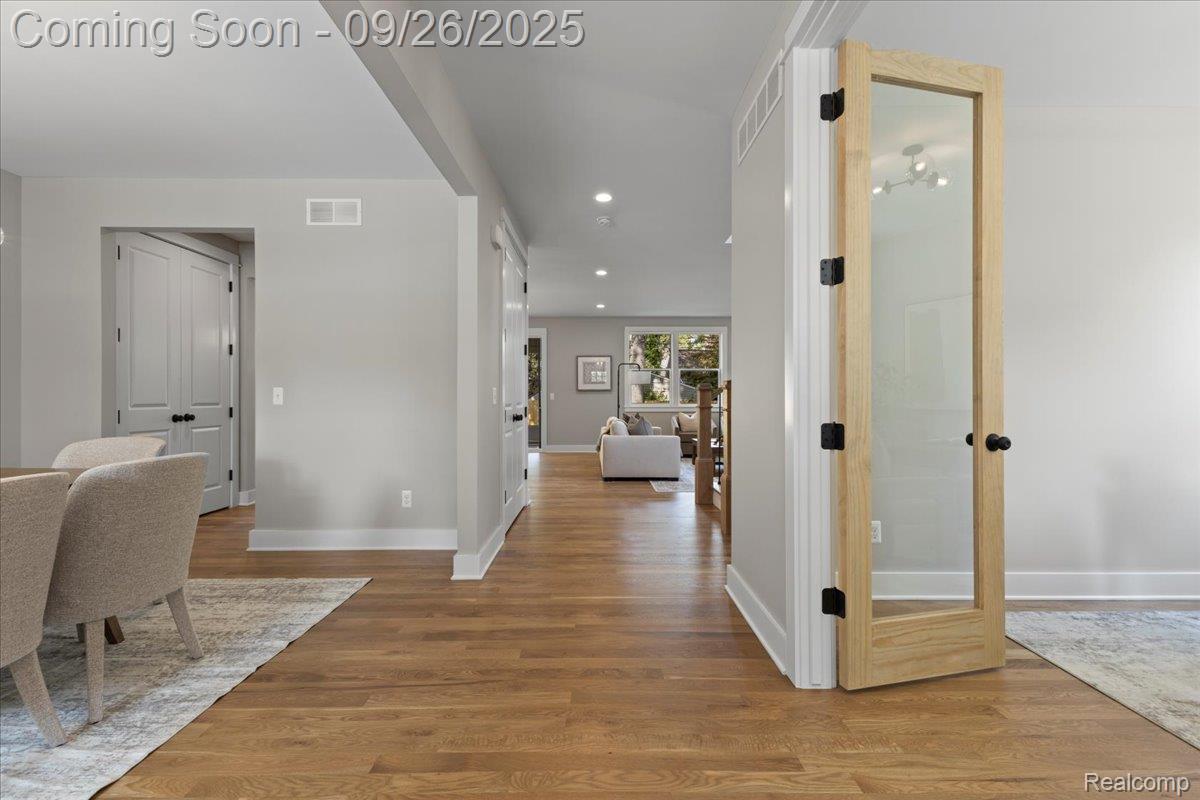 801 Hawthorn Avenue