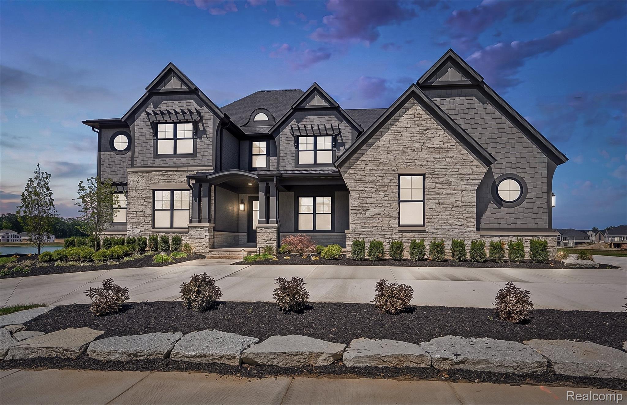 2519 Crystal Lake Drive