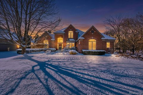 57165 Willow Ridge Boulevard Washington Township MI 48094