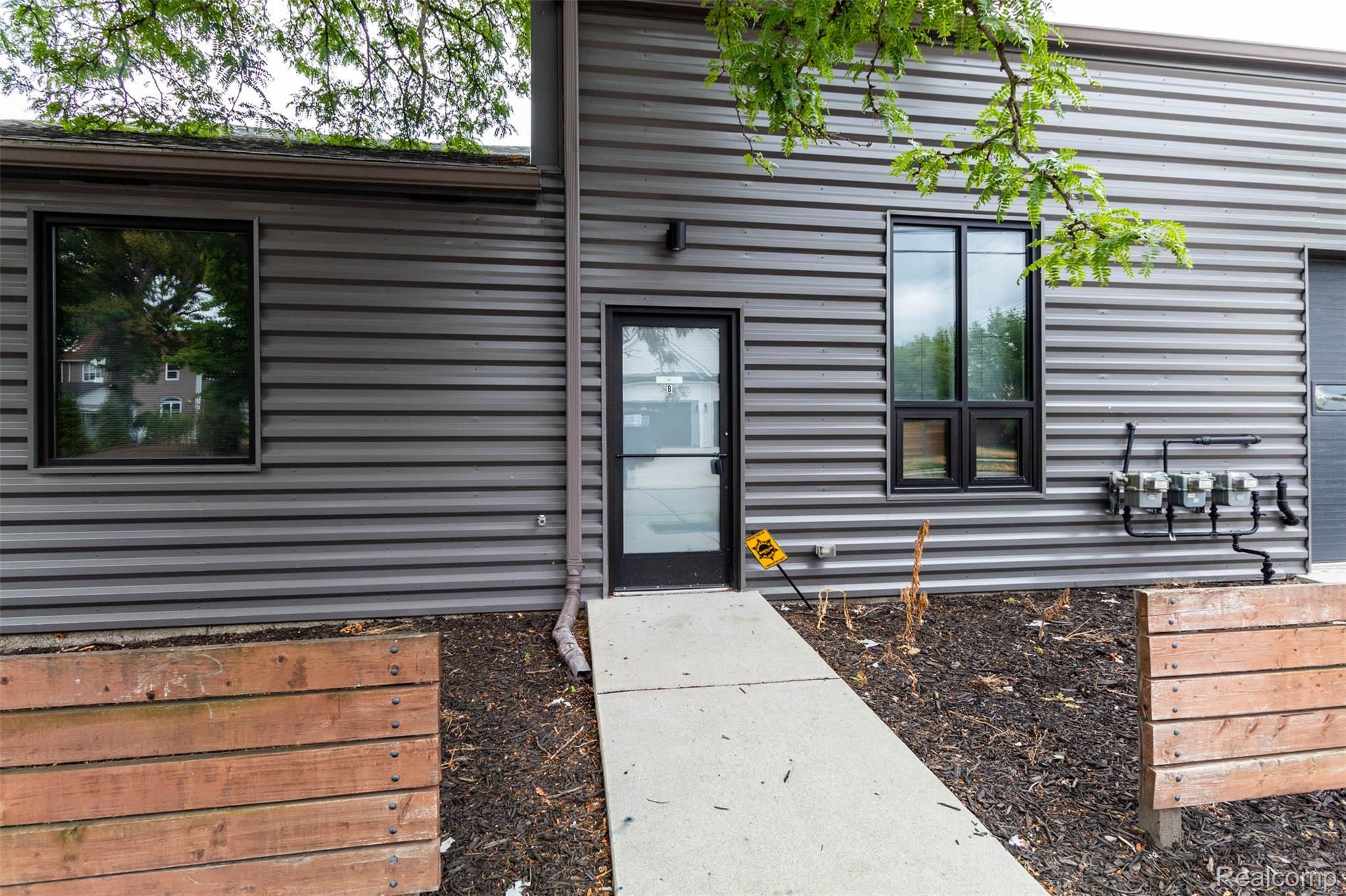 1300 Batavia Avenue 1