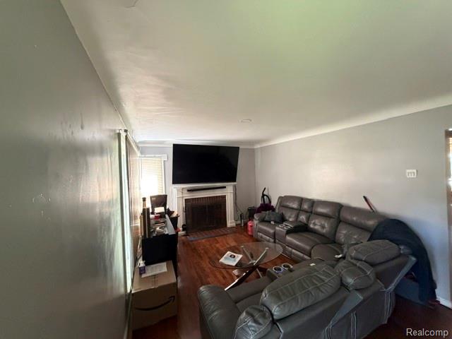 2761 Golfside Lane