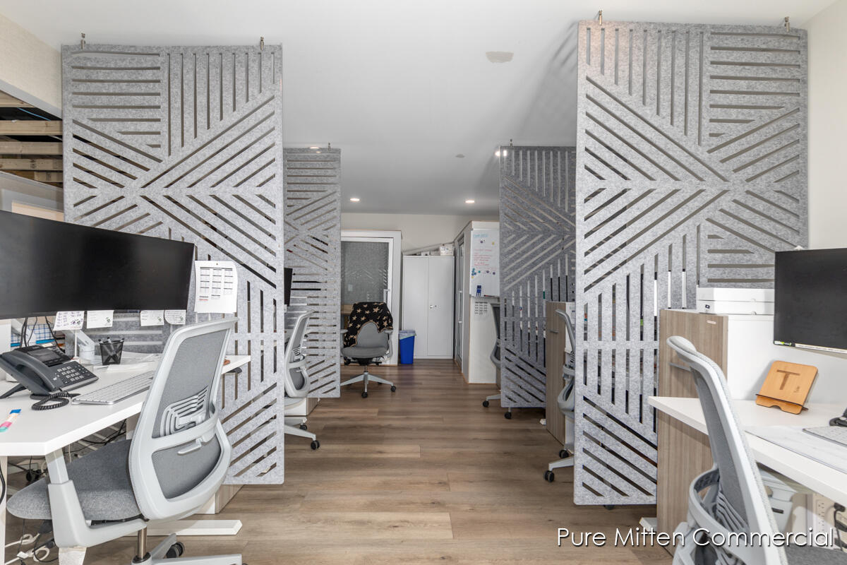 1205 Bridge Street NW