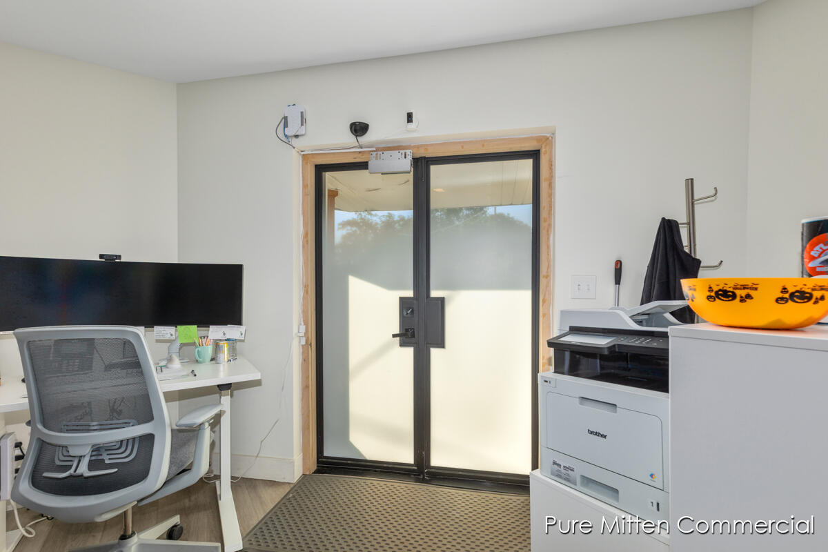 1205 Bridge Street NW