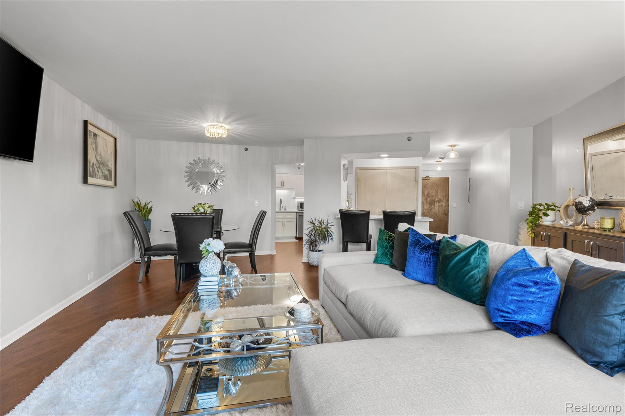 5000 Town Center Center 306