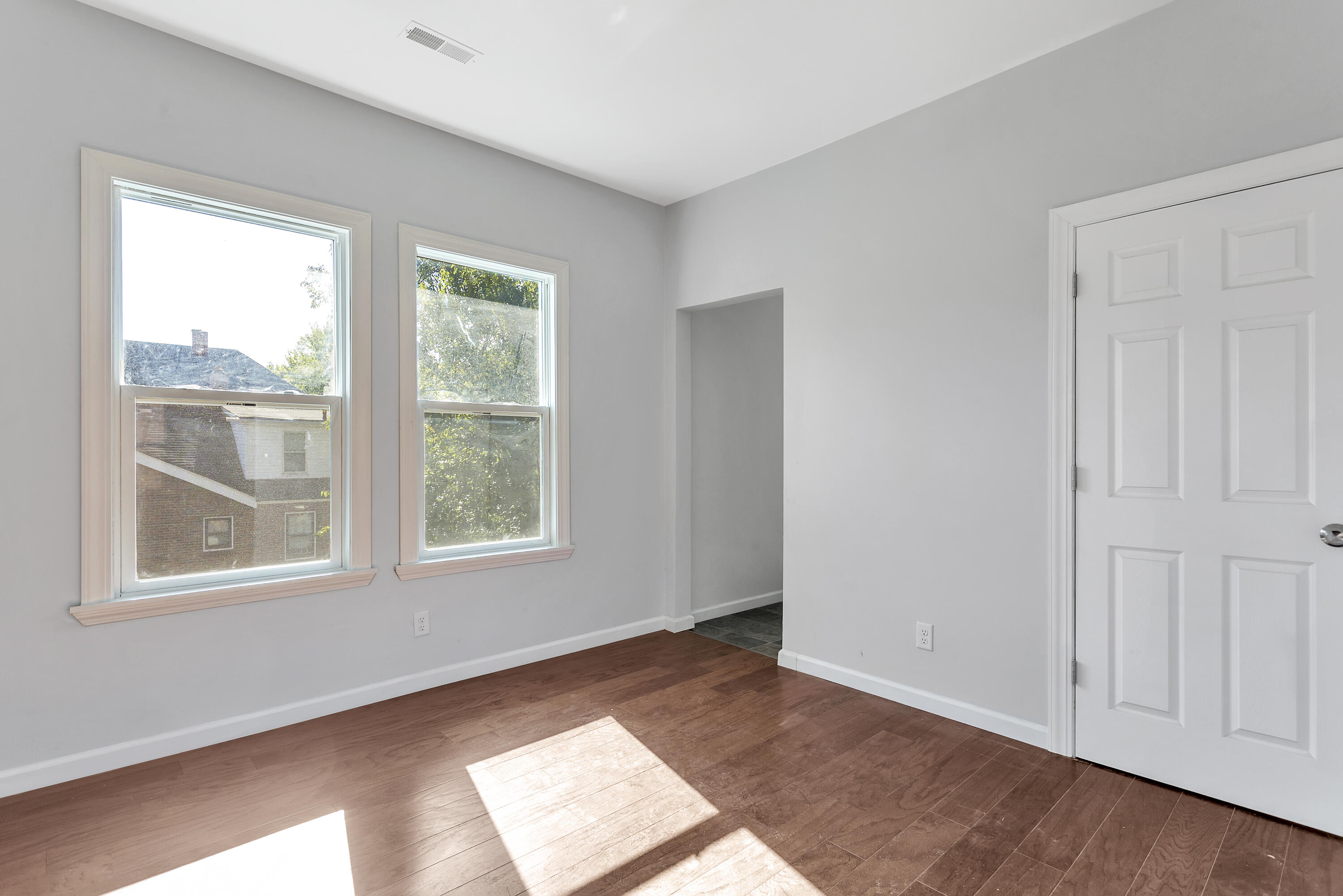 7507 Hanover Street 1-2