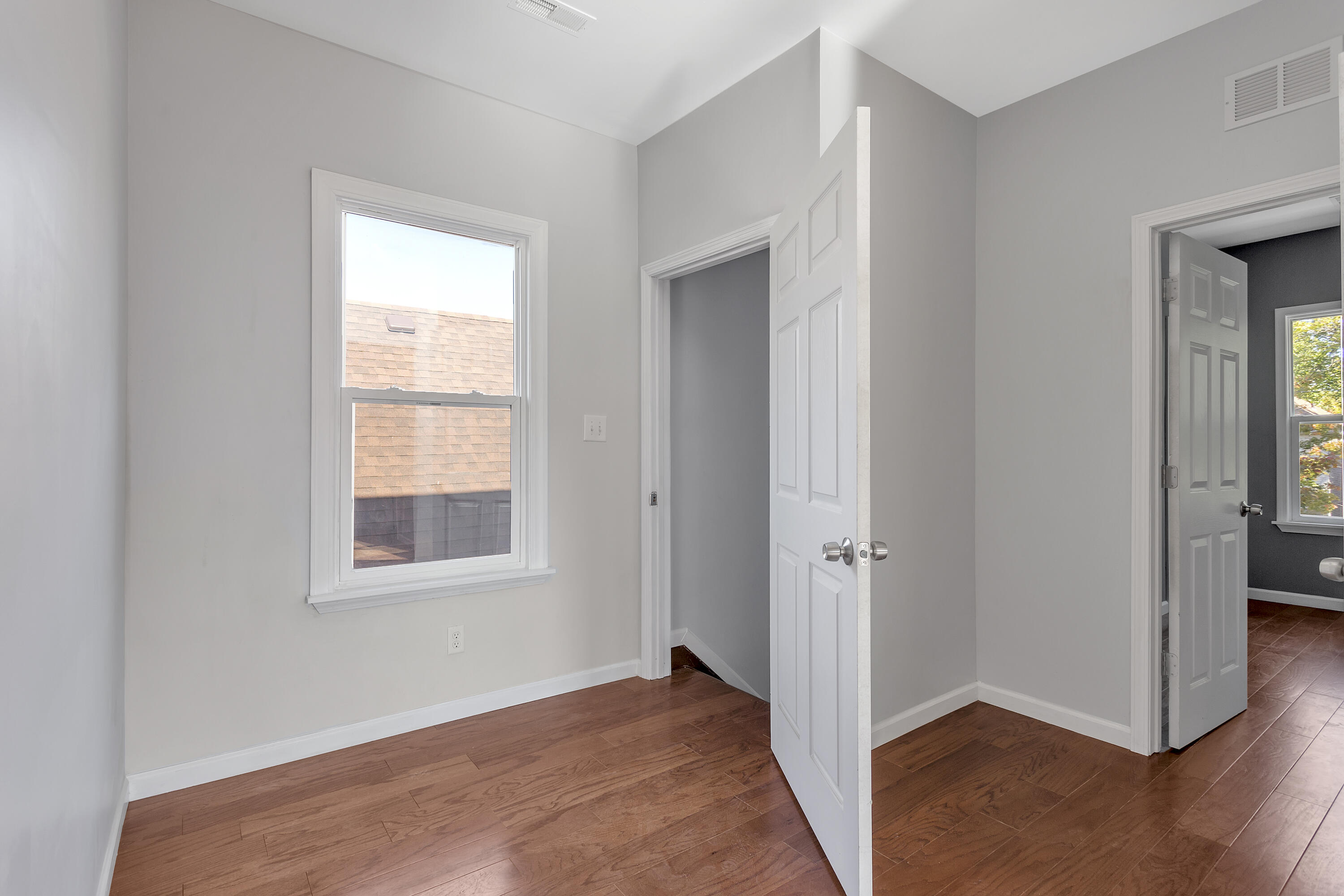 7507 Hanover Street 1-2