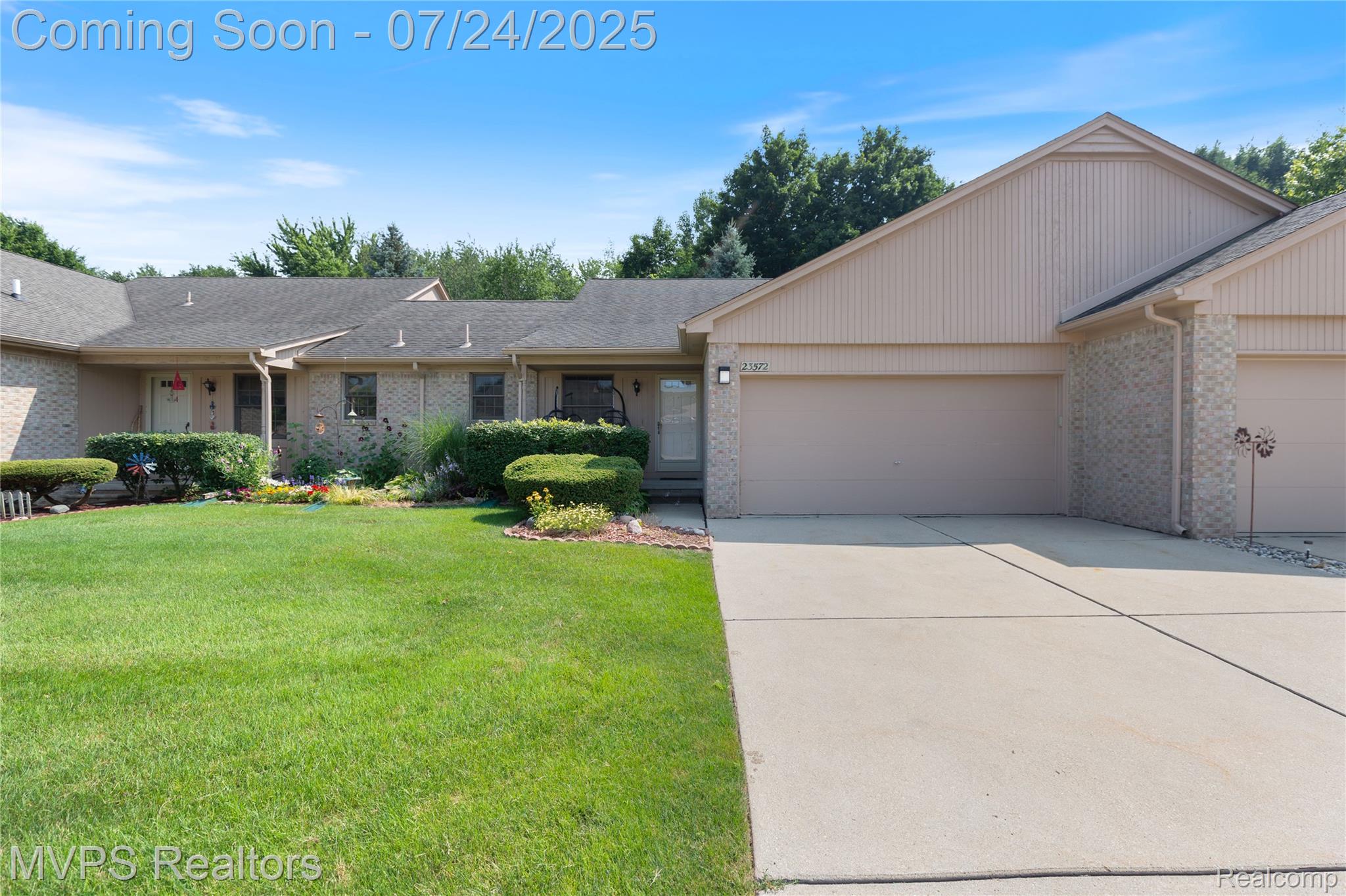 23572 Suttons Bay Drive