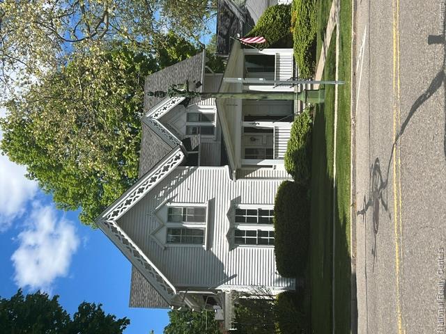 132 W Dunlap Street