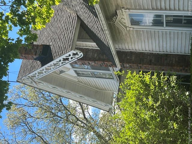 132 W Dunlap Street