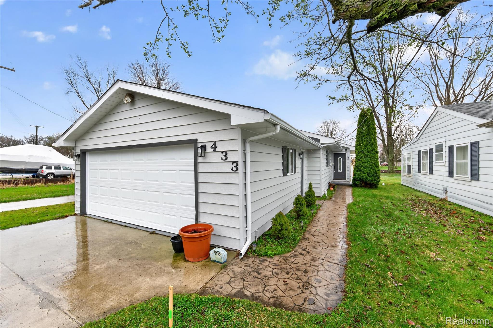 433 Walnut Drive