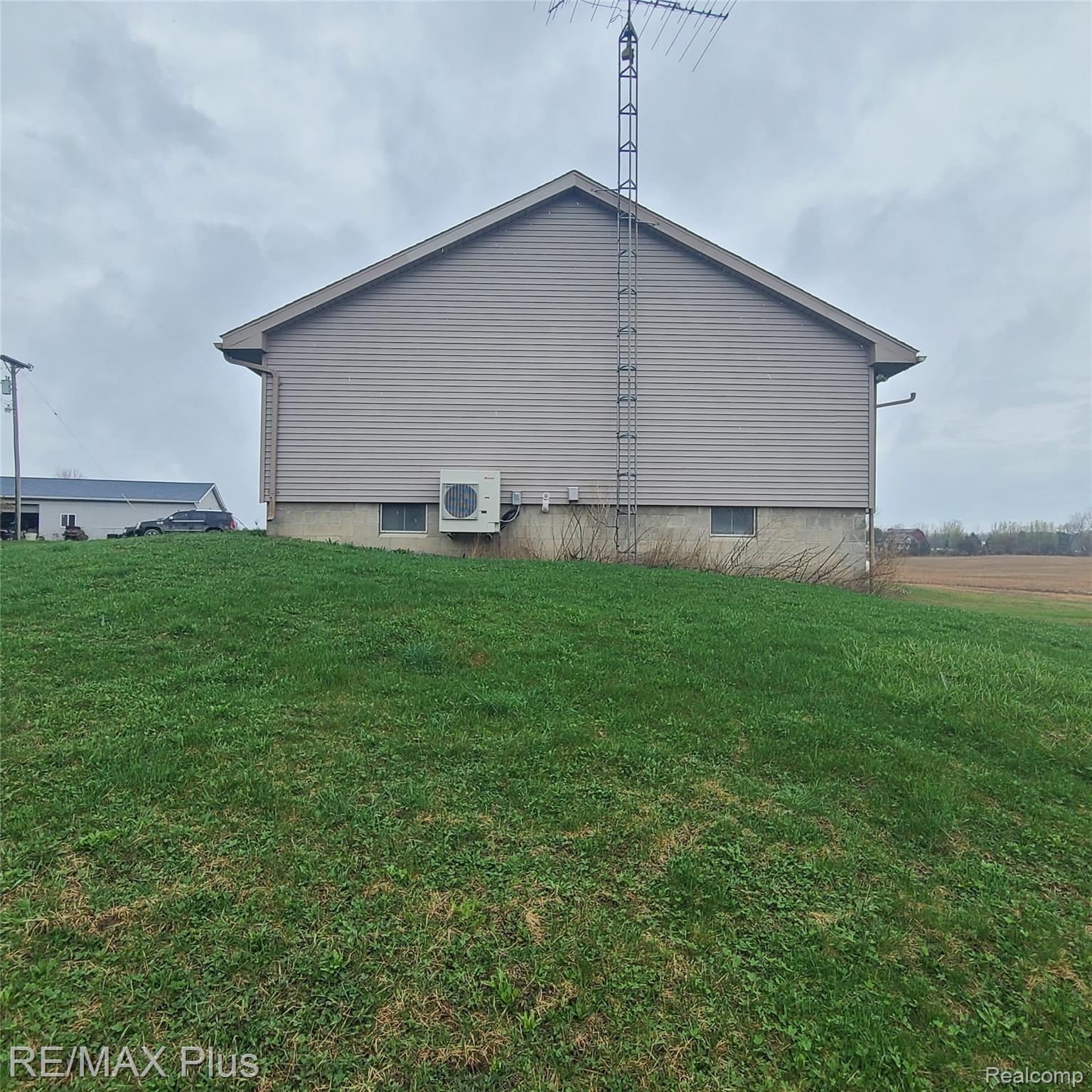 7931 Clear Lake Road