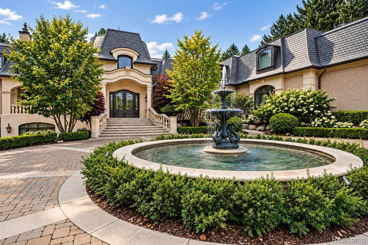 6250 Walnut Lake Road