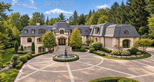6250 WALNUT LAKE RD, WEST BLOOMFIELD, MI 48323 - Image 5493b88f20bf839dbc65ffaaf53d8d68/4276605584