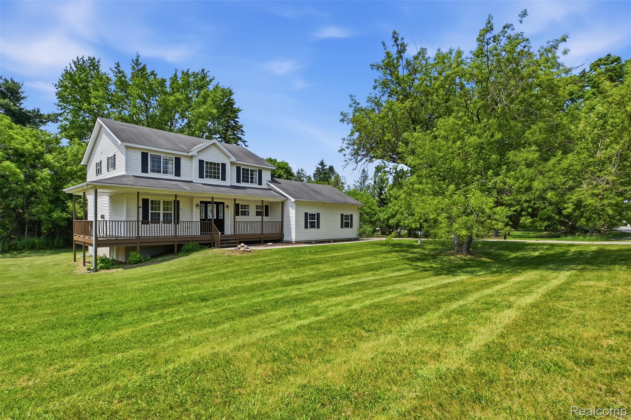 4482 Pleasant Valley Road