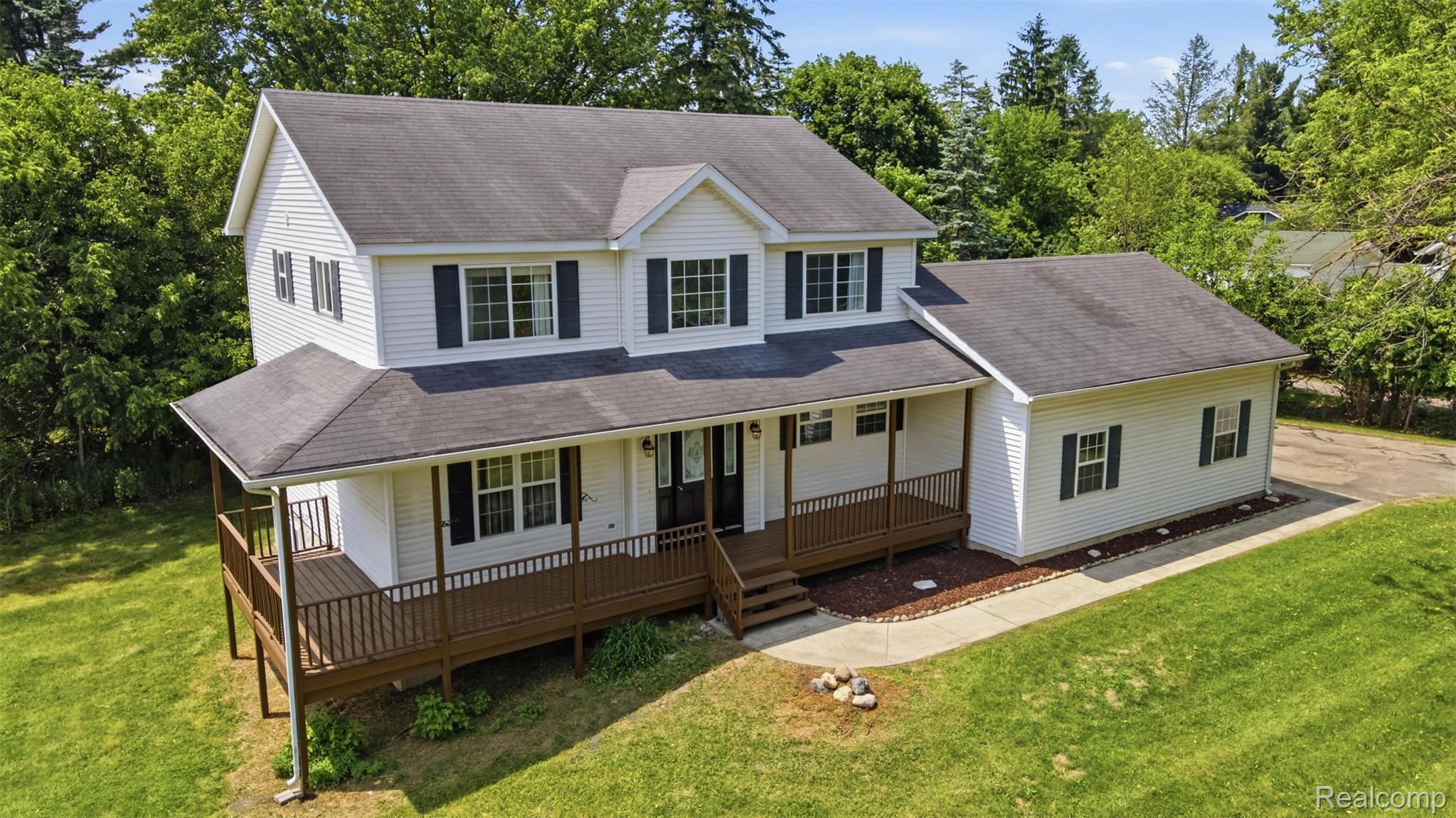 4482 Pleasant Valley Road