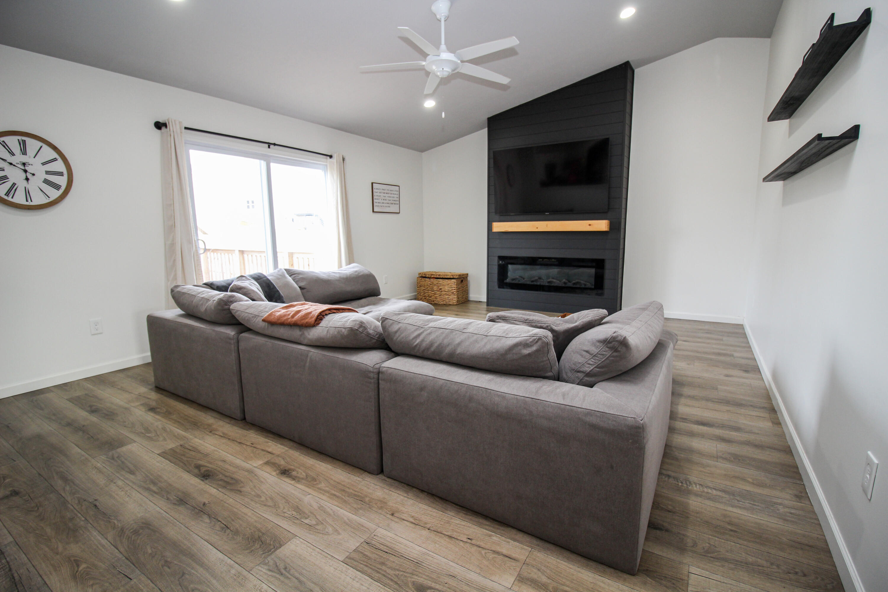 8509 E Sturtevant Avenue