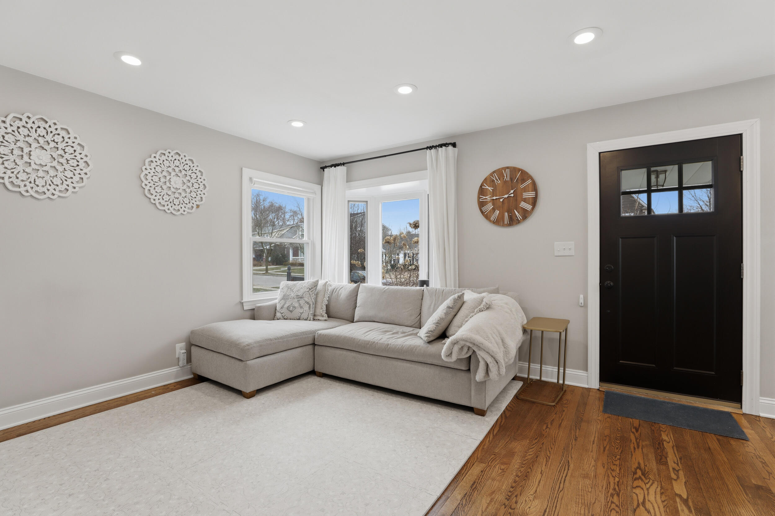 325 N Evergreen Street